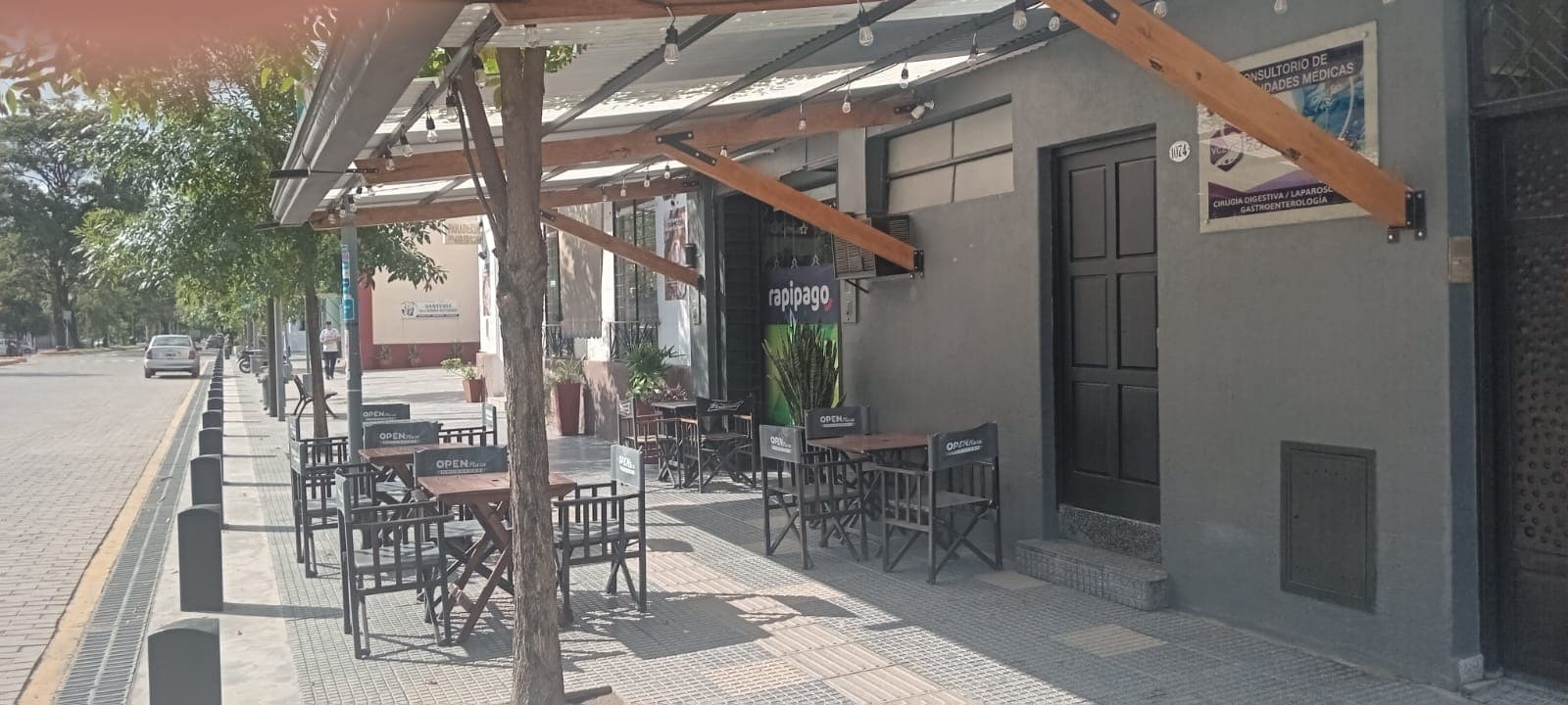 Open Plaza Drugstore — foto 5